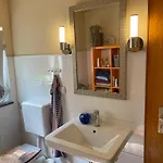 Gaestehaus -zweibettzimmer Linden (Hessen)