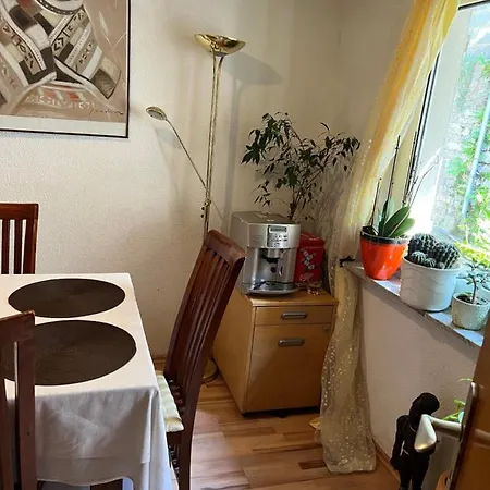 Gaestehaus -zweibettzimmer *