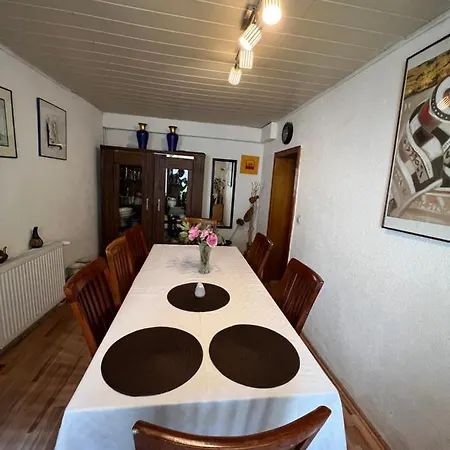 Gaestehaus -zweibettzimmer * Linden (Hessen)