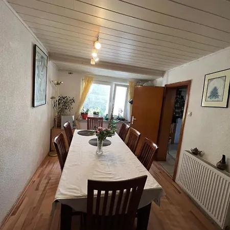 Gaestehaus -zweibettzimmer *